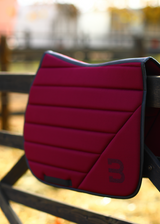 Burgundy Schabracke Springen