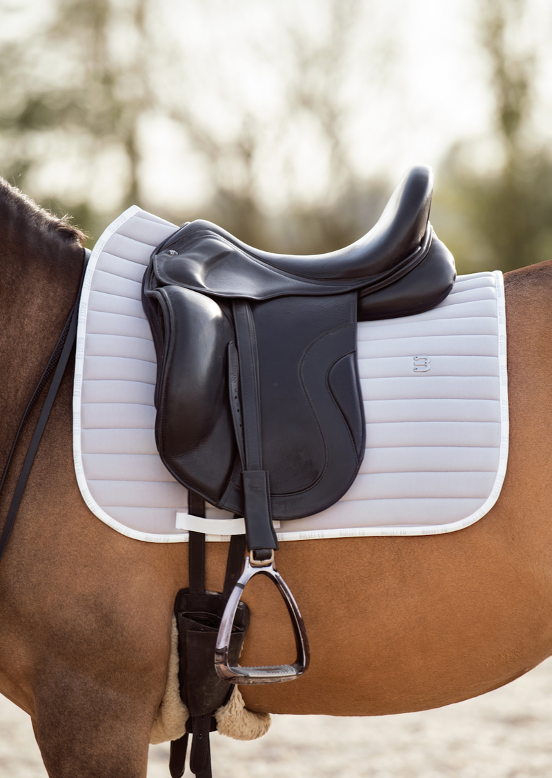 light grey saddle pad dressage