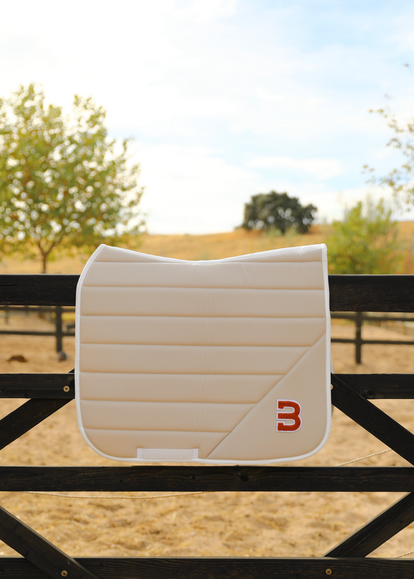 Beige Teddy saddlepad dressage