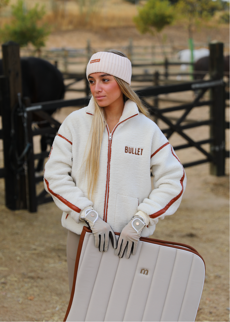 Beige leather saddlepad dressage